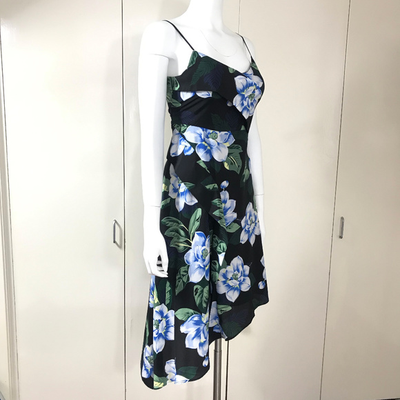 New Ted Baker fluted asymmetrical Floral dress - Picture 6 of 8